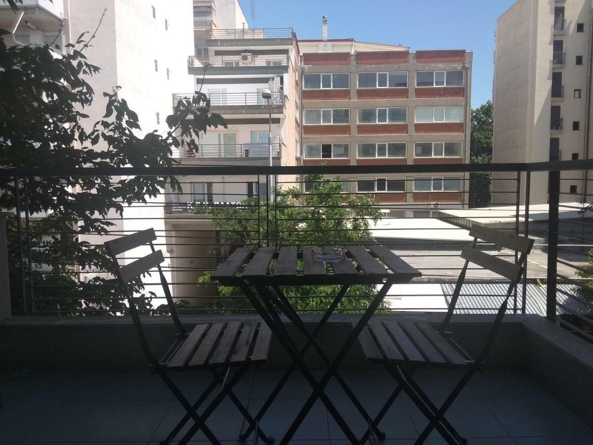 Happy Rabbit 2 Apartment Солун Екстериор снимка